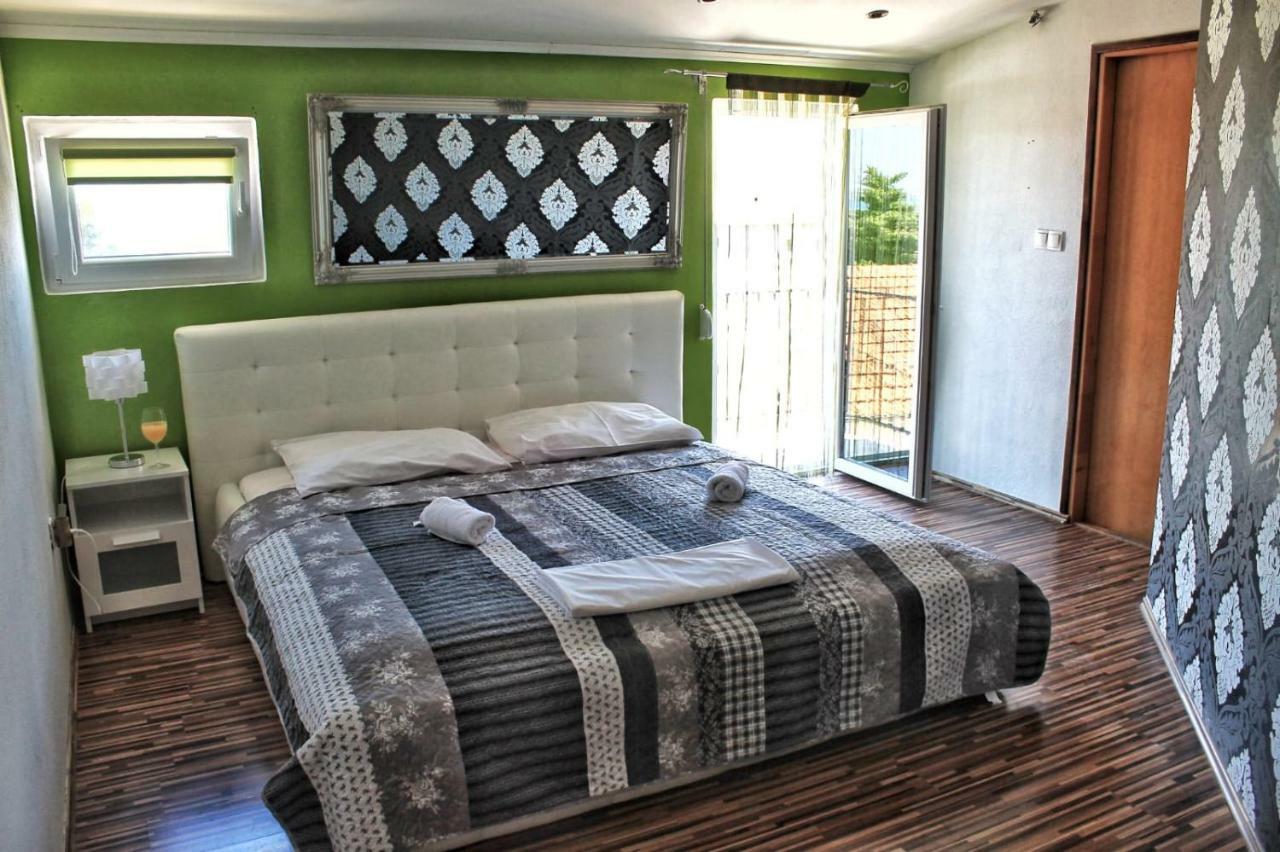פאקוסטאן Penhaus Apartman Angelus Drage מראה חיצוני תמונה