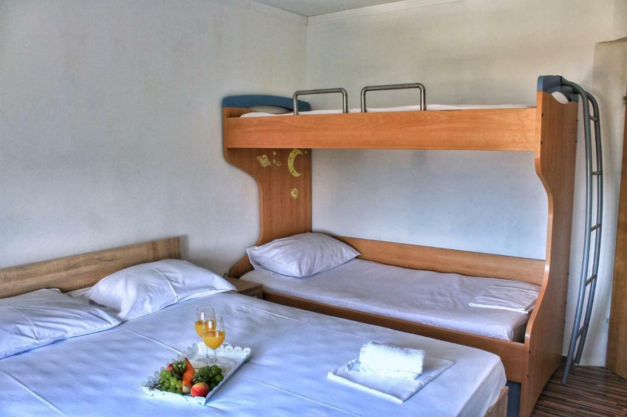 פאקוסטאן Penhaus Apartman Angelus Drage מראה חיצוני תמונה